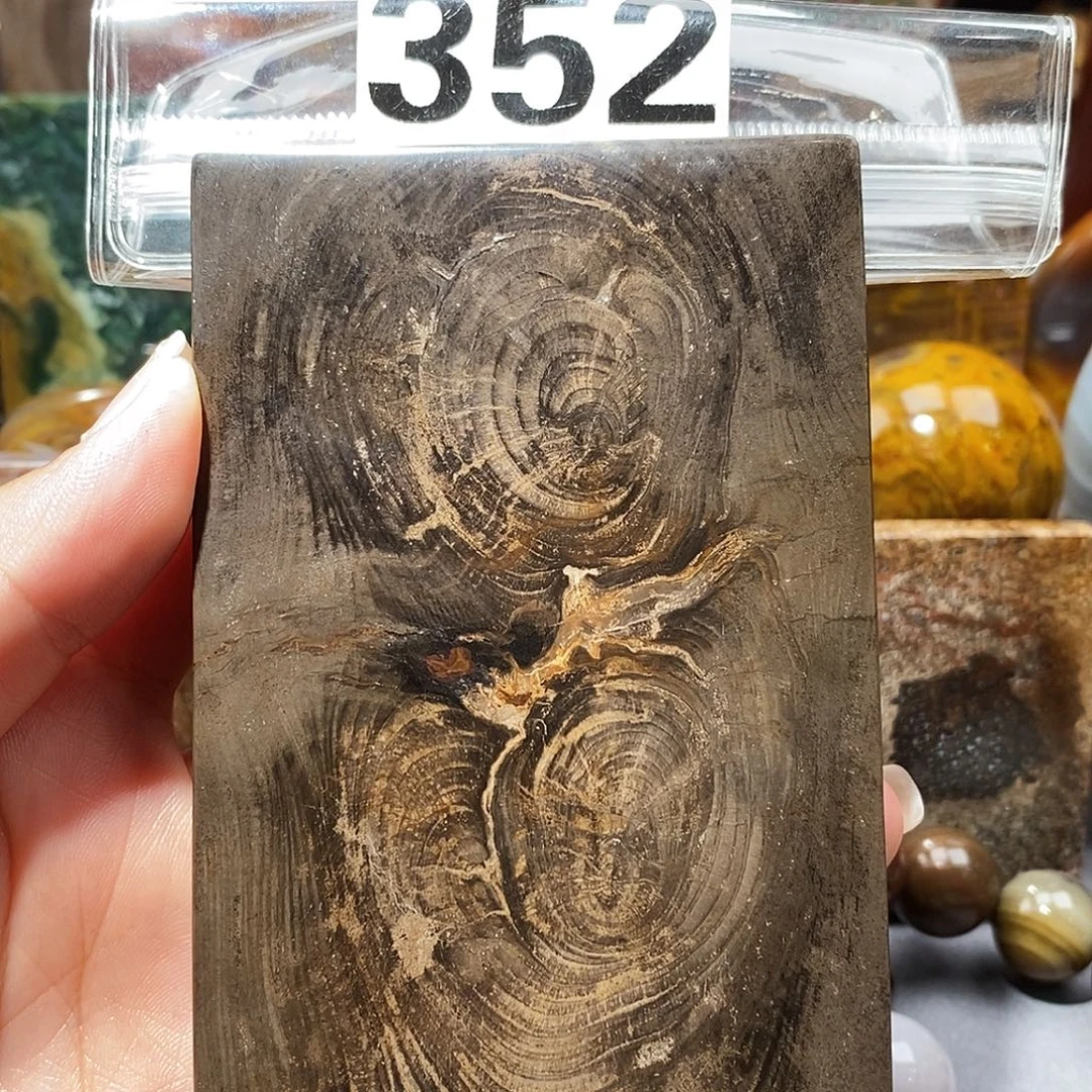 未镶嵌天然北票硅化玉吊坠硅化玉