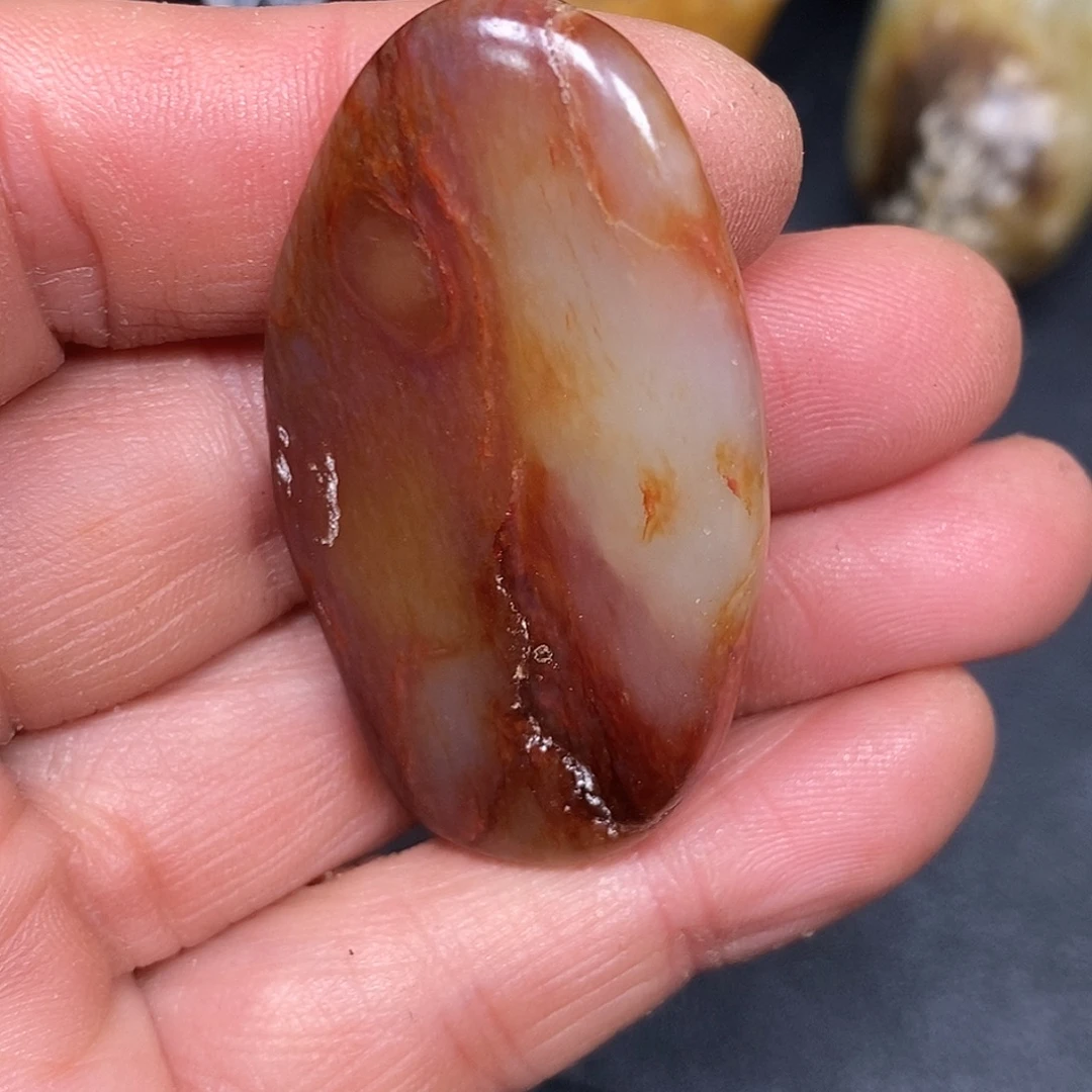 和田玉未镶嵌珠宝奇石