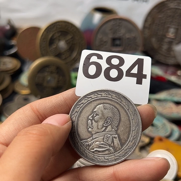 大***伟铜复古文创工艺品