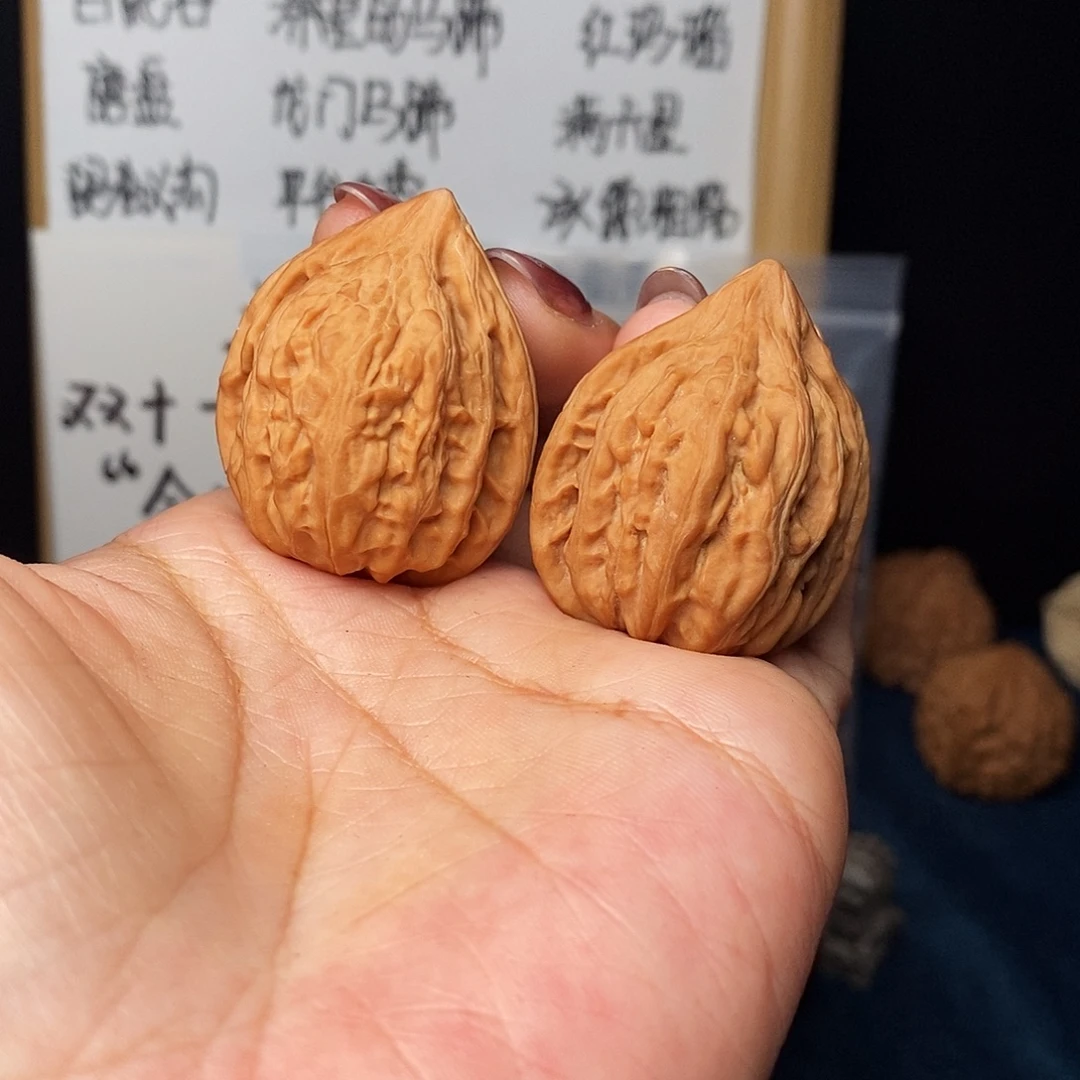 手串文玩核桃瓷瓶鸭嘴