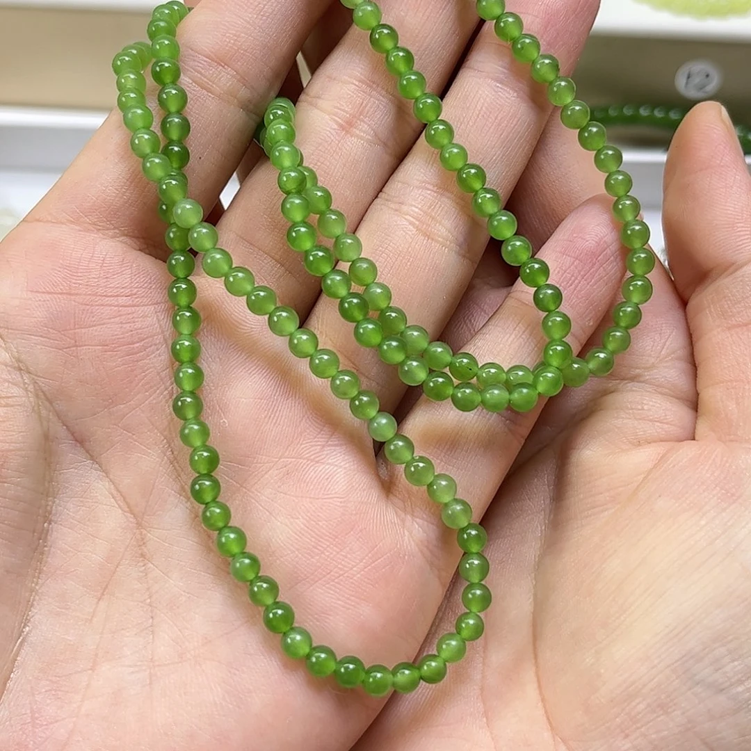 濑***畔颈饰未镶嵌和田玉