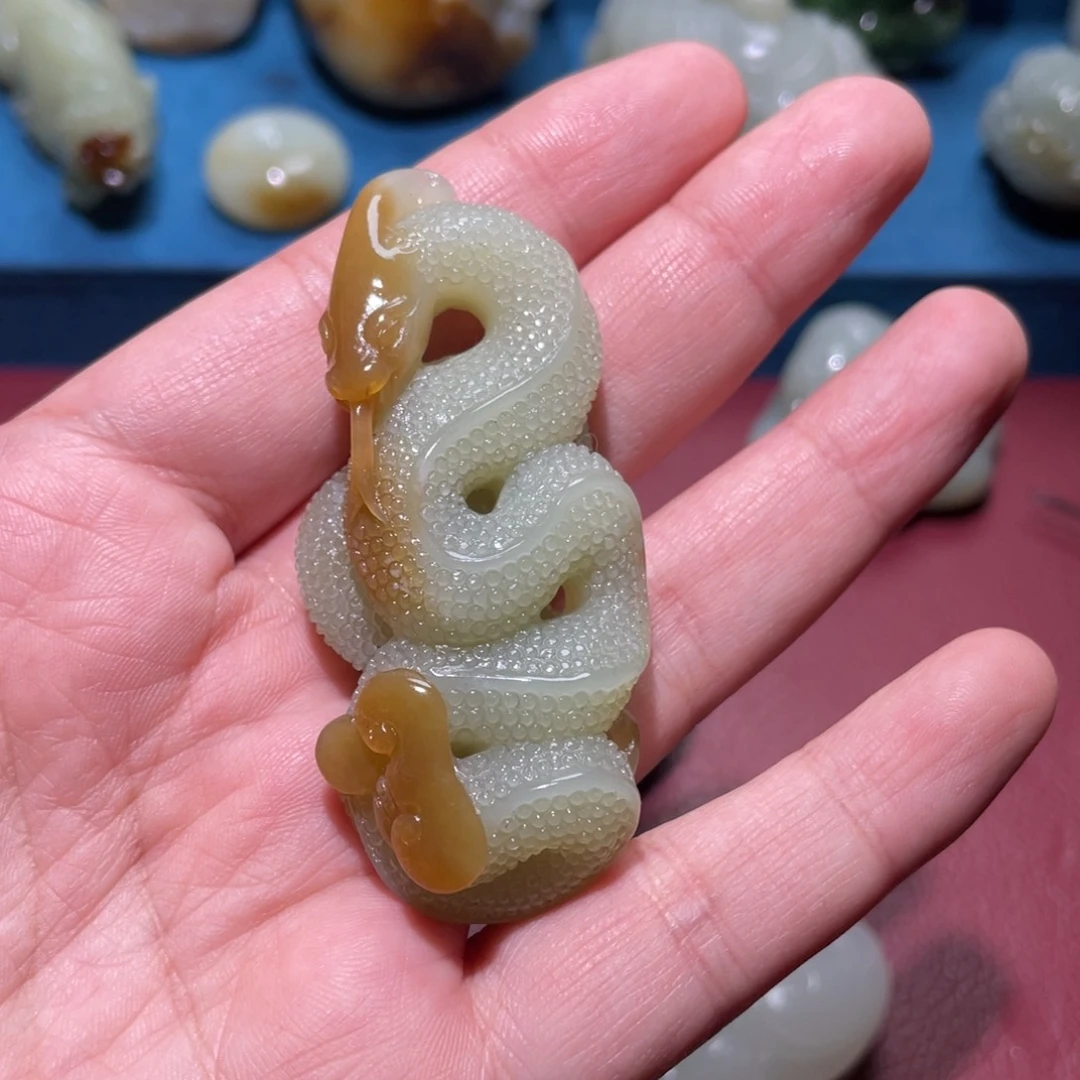 和田玉挂件未镶嵌