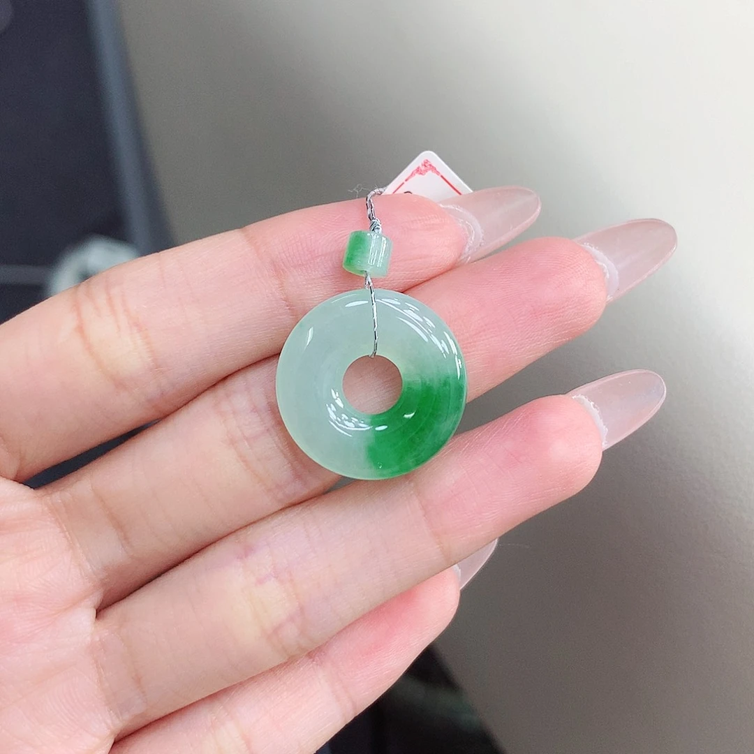 未镶嵌戒指翡翠甜甜圈