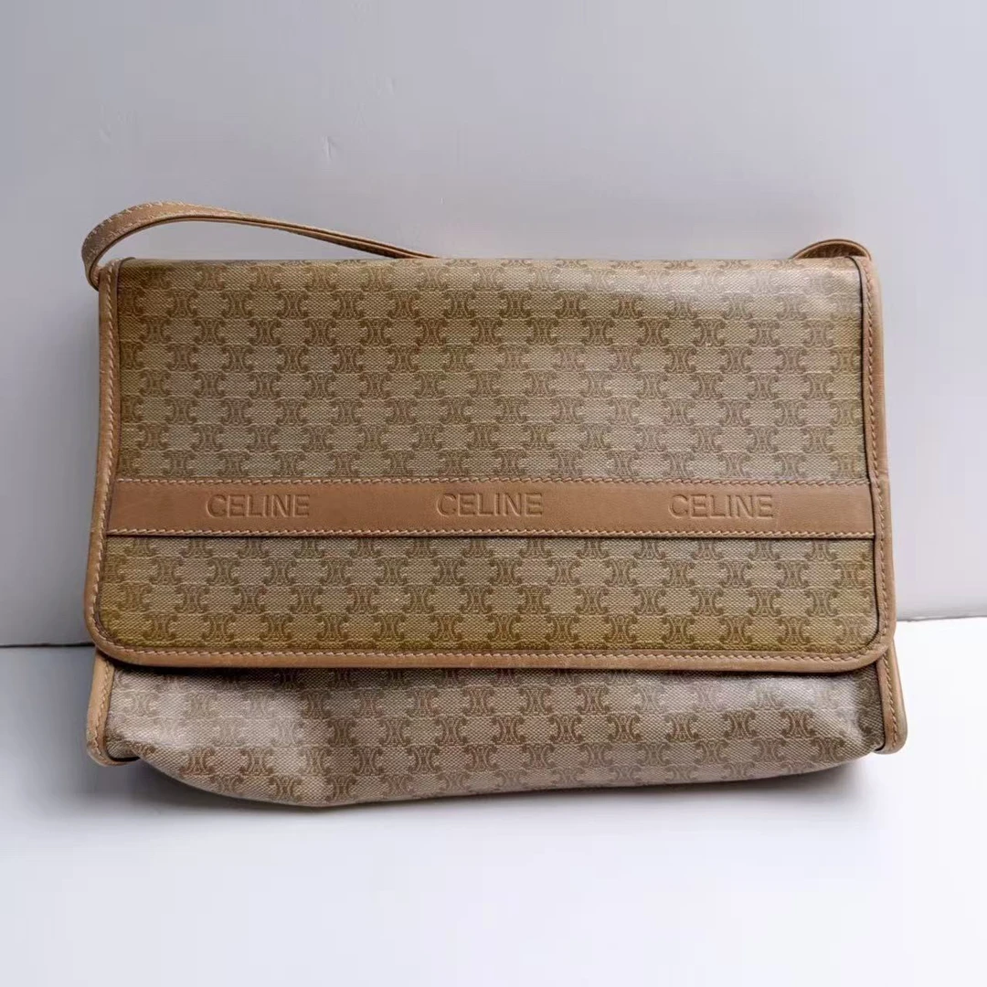 95新 Celine/思琳 思琳奶茶色邮差斜挎包