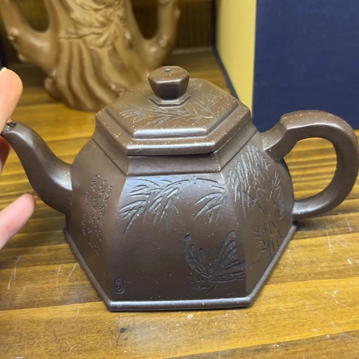 紫砂壶等艺术精品