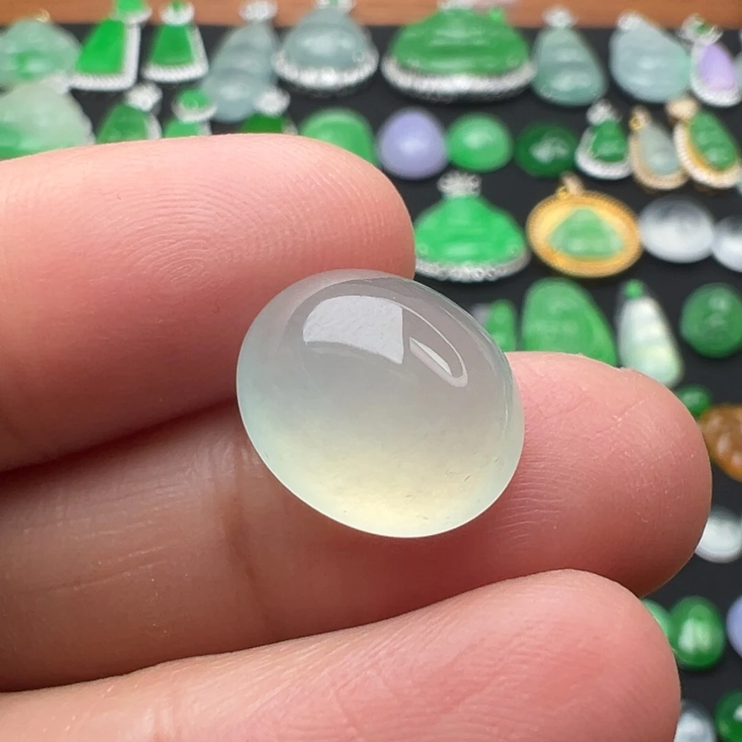 翡翠颈饰未镶嵌蛋13.9