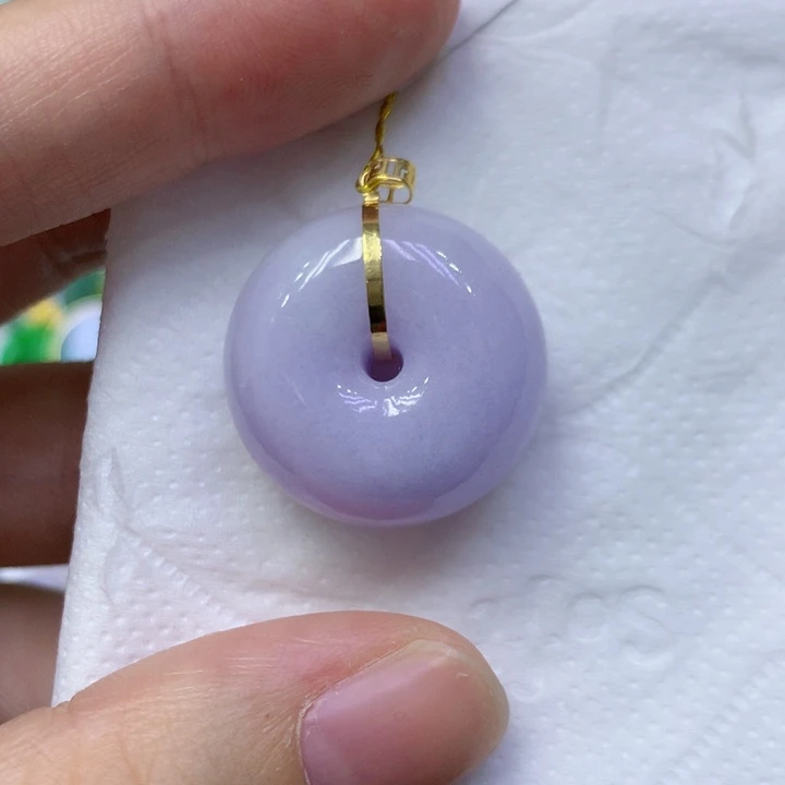 颈饰18K金镶嵌翡翠