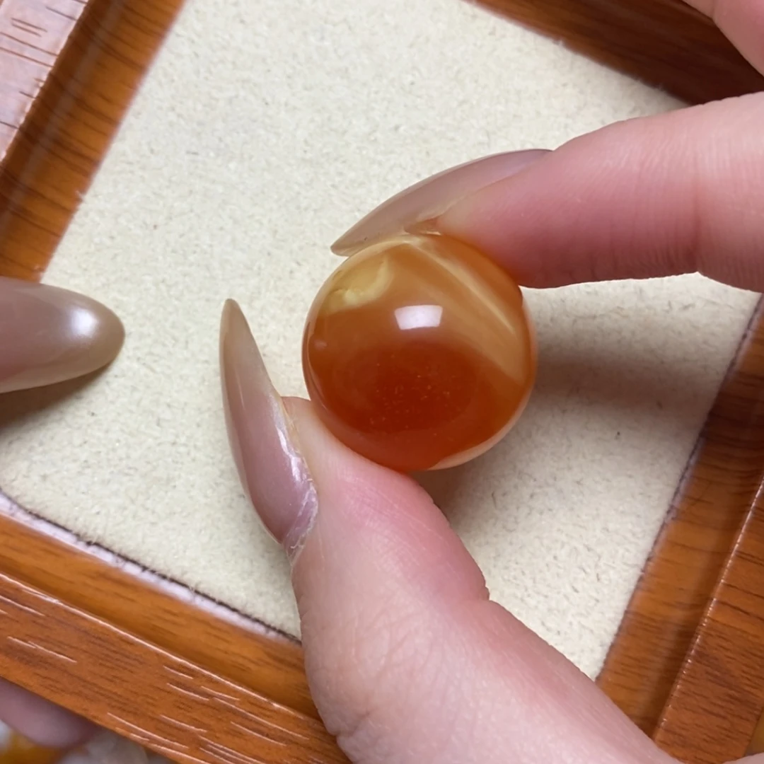 【闪购商品】未镶嵌吊坠(不含链)蜜蜡单珠