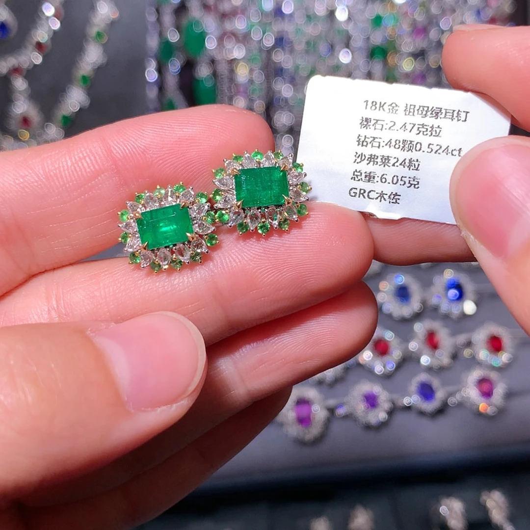 【闪购商品】祖母绿耳钉18K金镶嵌