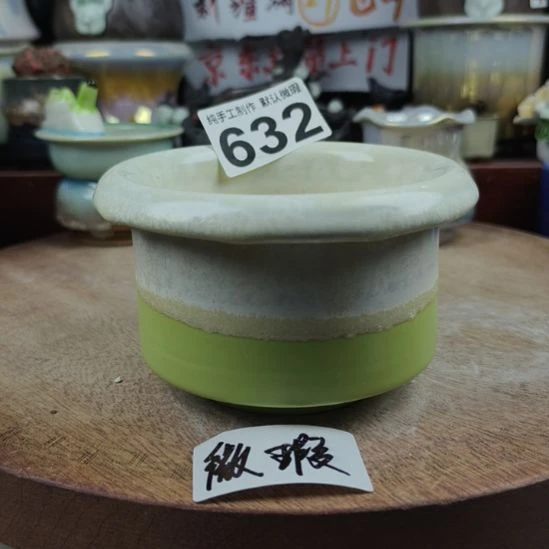 景德镇手工高温陶瓷(中号)内口10