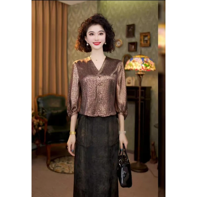 （运费险）2025新中式1桑蚕丝提花V领中袖复古上衣（