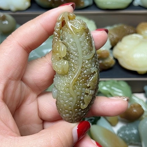 颈饰未镶嵌和田玉
