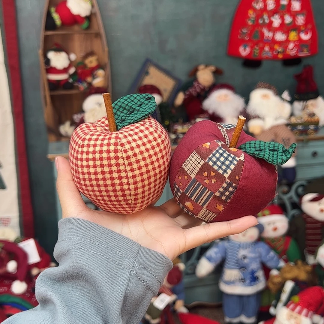 毛绒苹果红格子拼布