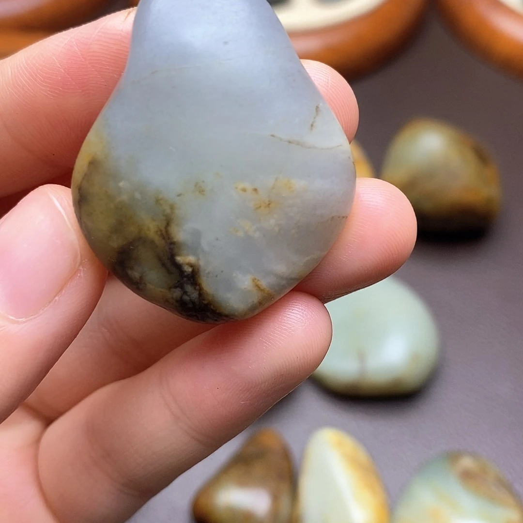 和田玉未镶嵌颈饰9