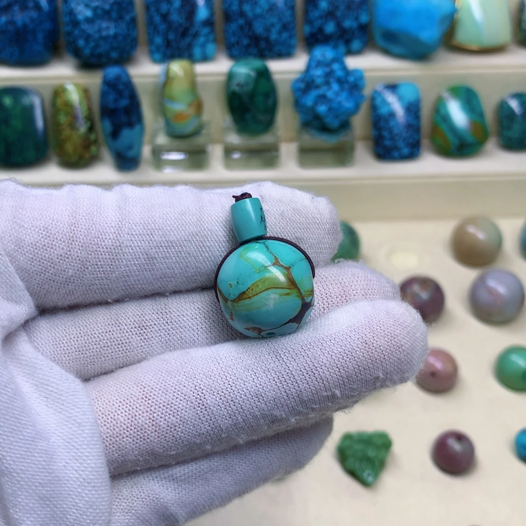 绿松石未镶嵌三彩随行