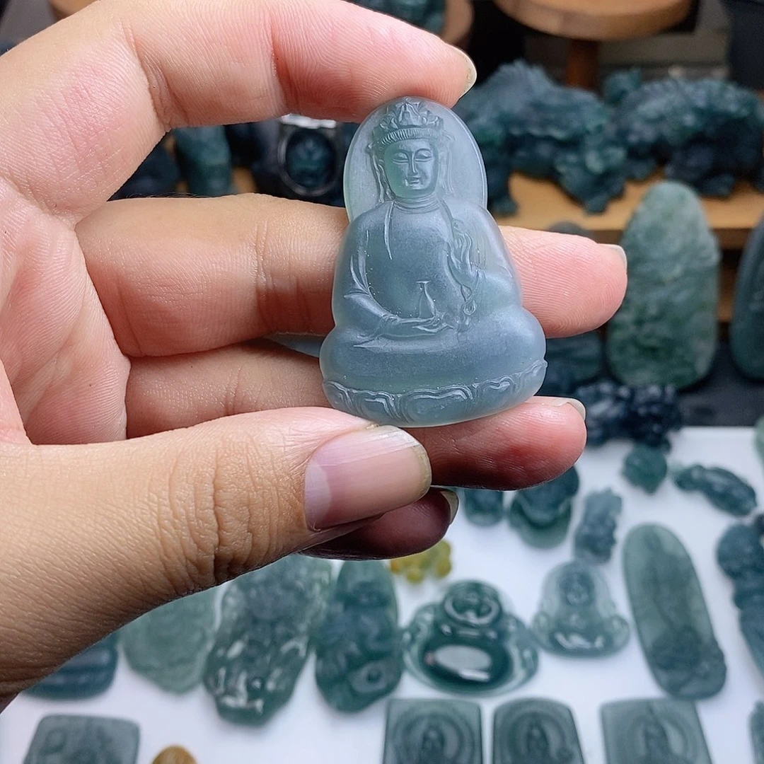 定制翡翠未镶嵌观音
