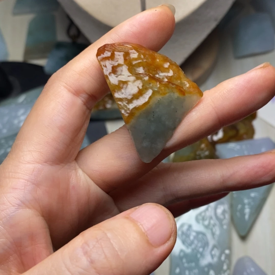 翡翠未镶嵌颈饰天然