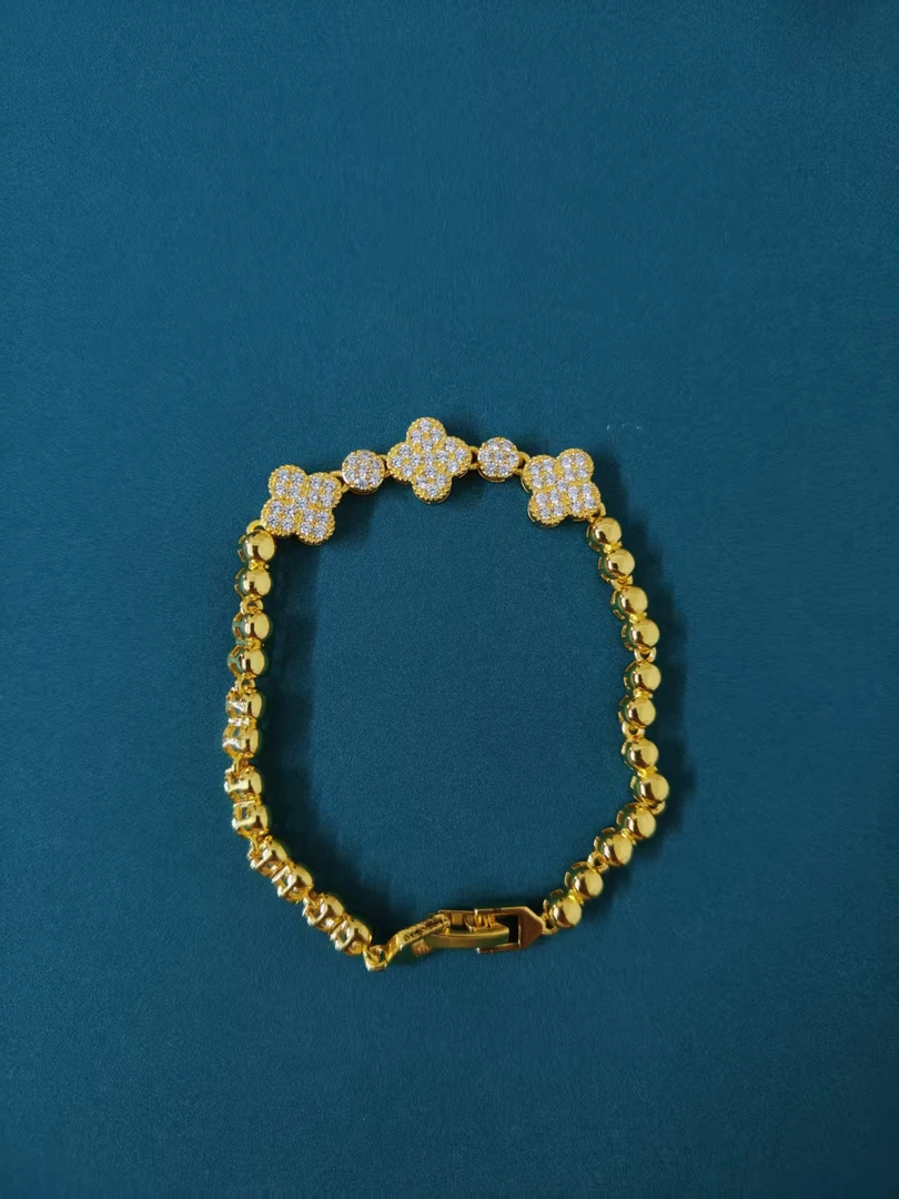 YFLYT新款精品时尚经典百搭手链 送亲朋好友节日礼物时S633