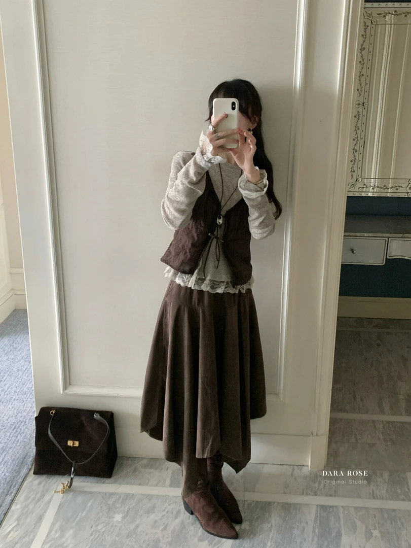韩系甜美蕾丝花边拼接圆领打底T恤系带背心高腰半身裙三件套套装