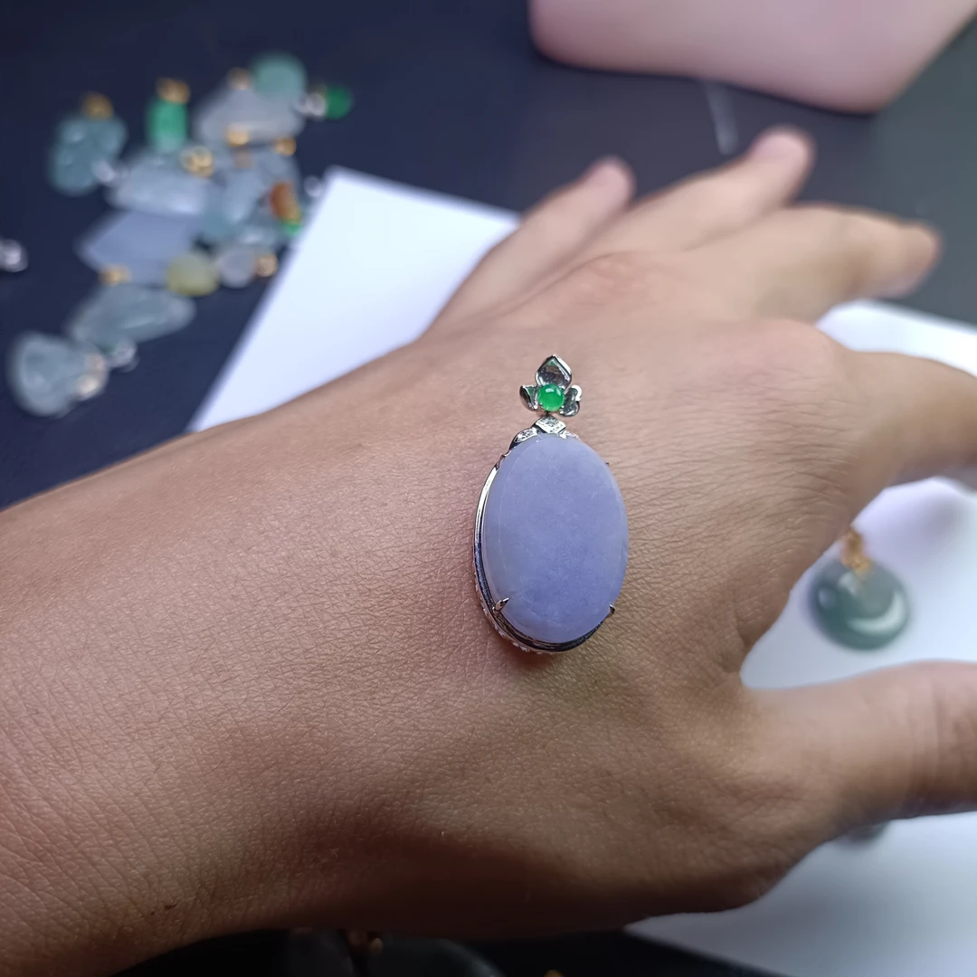 18k金镶A货紫罗兰无事牌翡翠饱满厚装时尚百搭