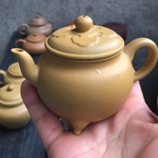 紫砂茶壶黄段泥大彬如意150豪升左右