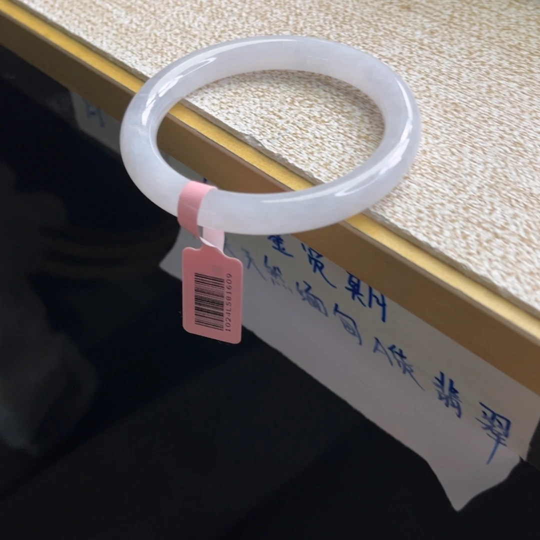 翡翠未镶嵌手镯手镯