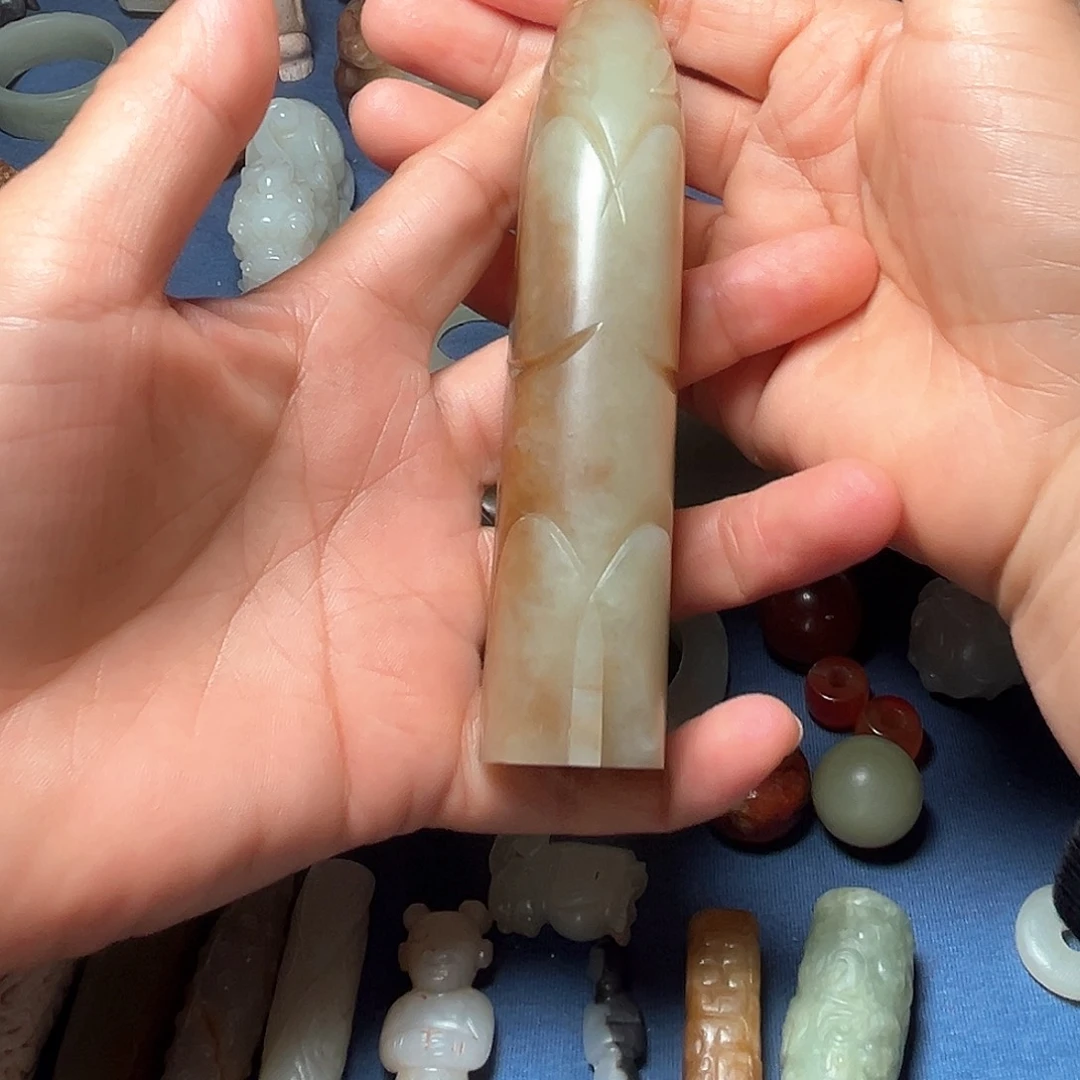 独***爱和田玉未镶嵌挂件