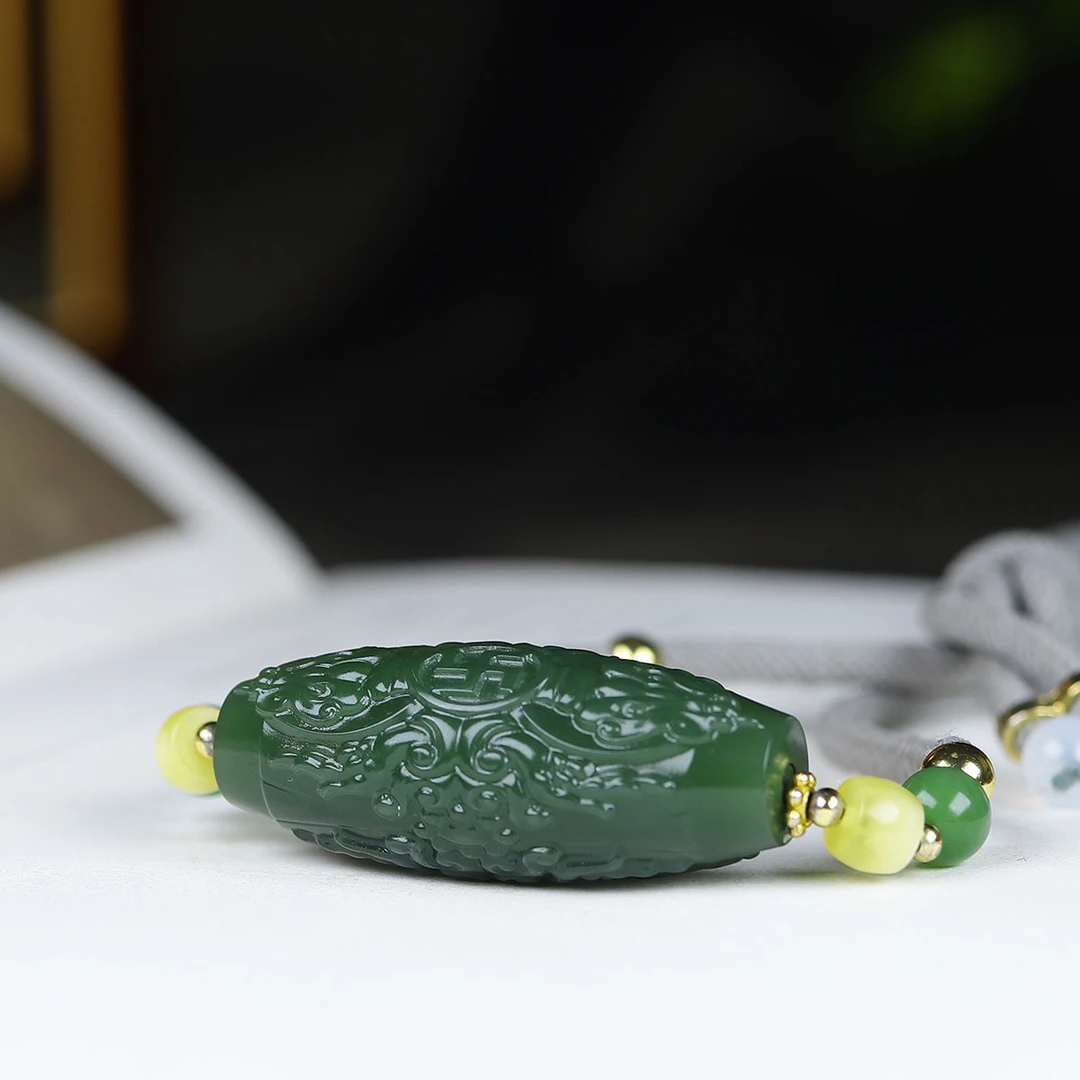 1230104和田玉碧玉挂件