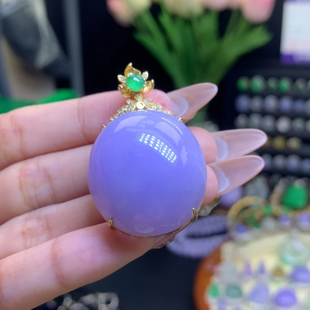 翡翠18K金镶嵌颈饰天然