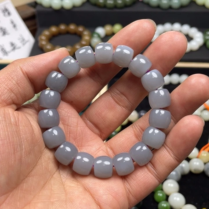 和田玉手串未镶嵌