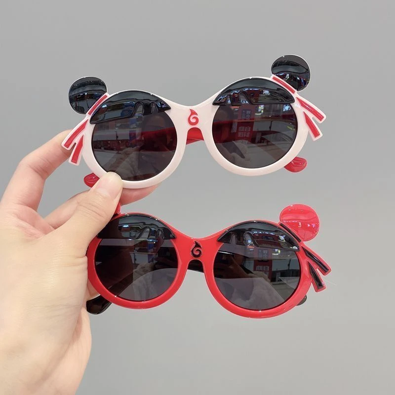 哪吒同款眼镜儿童装饰太阳镜防紫外线可爱卡通男女童宝宝硅胶墨镜