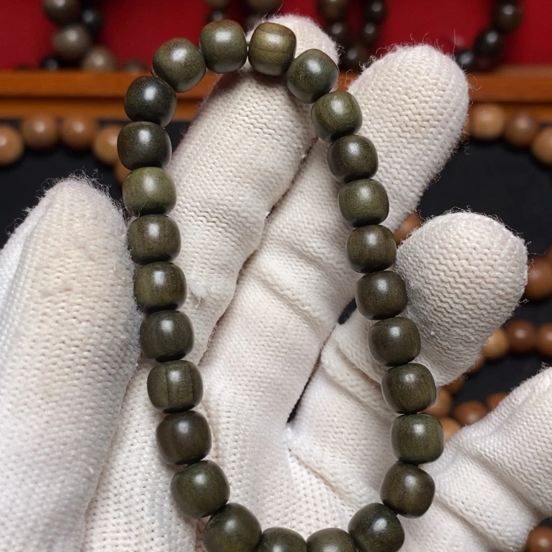 檀香木其他A****17*8顺纹 老山檀香 阴沉料