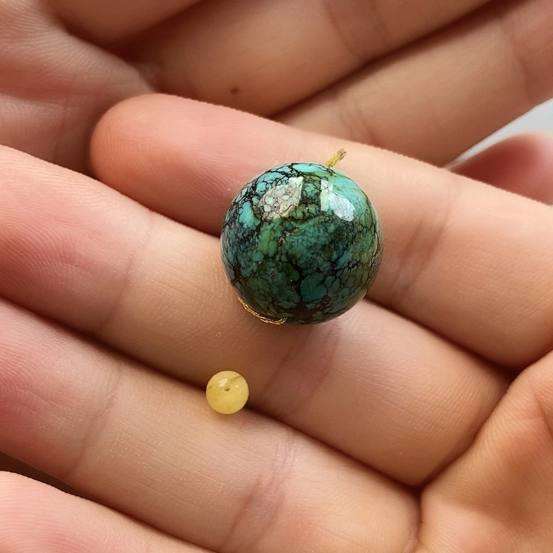 未镶嵌蜜蜡珠宝奇石