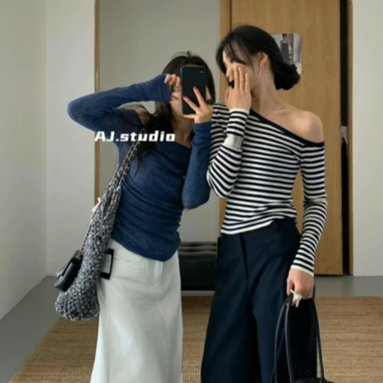 AJ（1aj010#）撞色条纹斜肩针织衫 2-23