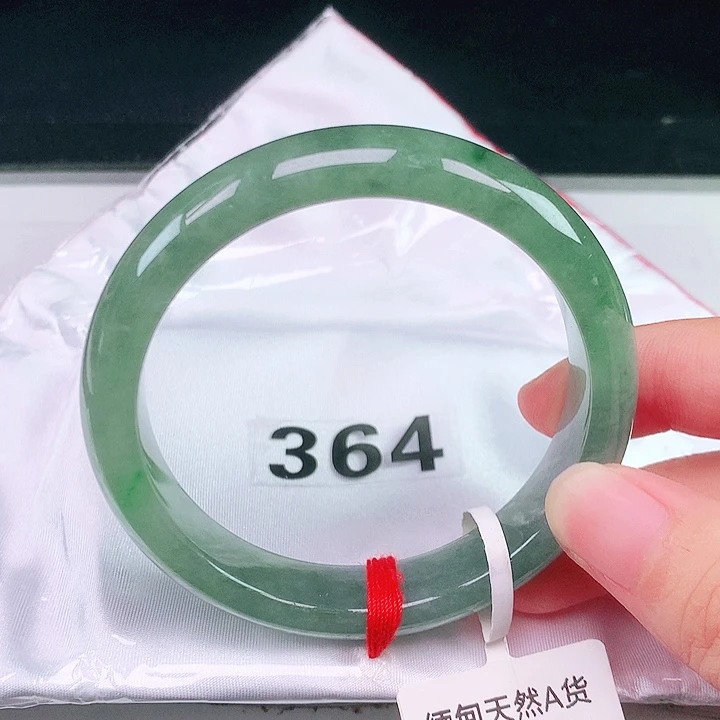 翡翠未镶嵌手镯翡翠手镯