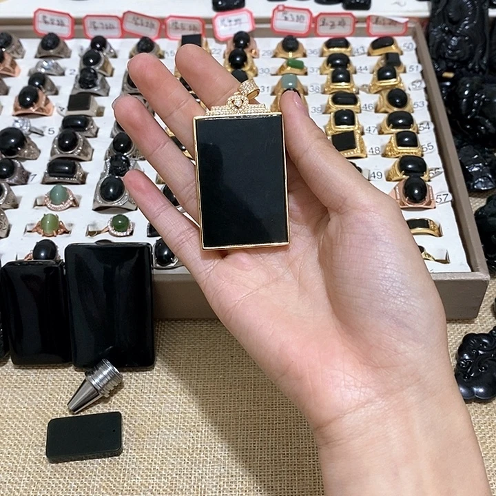 吃***好和田玉合金吊坠(不含链)