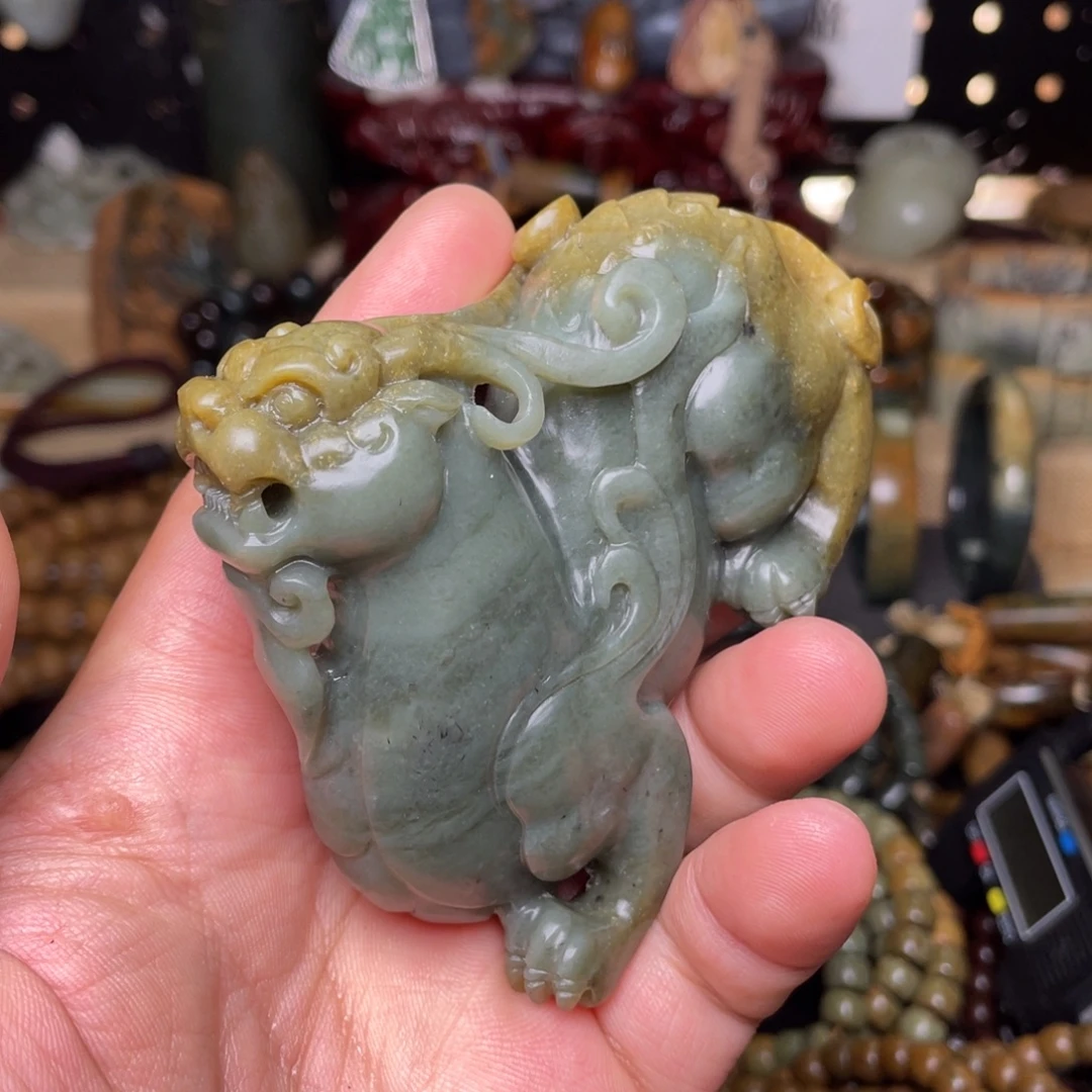 岫岩河磨玉（透闪石质玉）未镶嵌颈饰