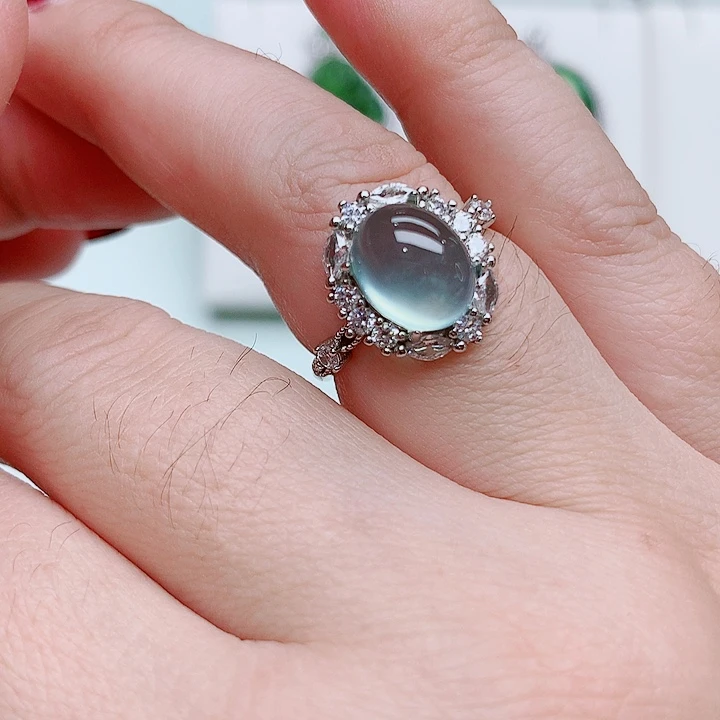 蛇纹石玉戒指银S925镶嵌范****?