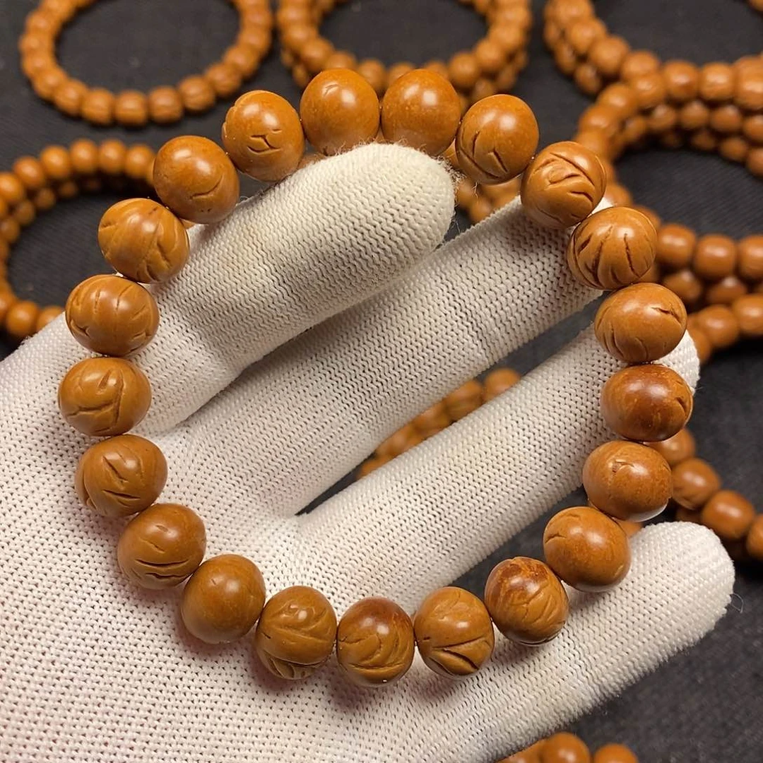 桃核手串龙纹苹果