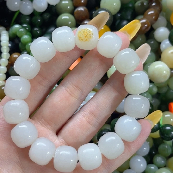 手串未镶嵌和田玉