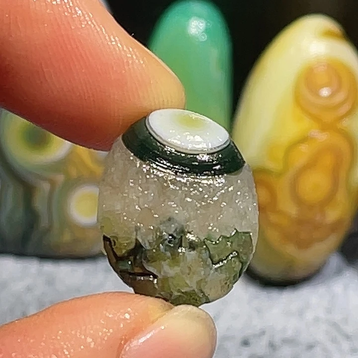 玛瑙/玉髓未镶嵌珠宝奇石