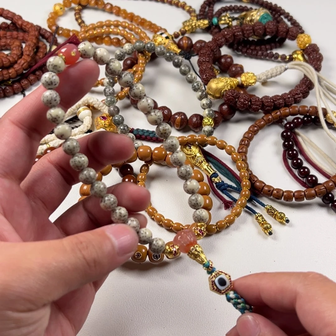 菩提吊坠。。。。。。。。。。。。