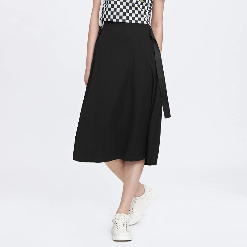 S·DEER圣迪奥女装时尚百搭松紧拼接飘带垂坠黑色长裙S22281113