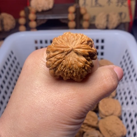 萧***弑把件文玩核桃核桃