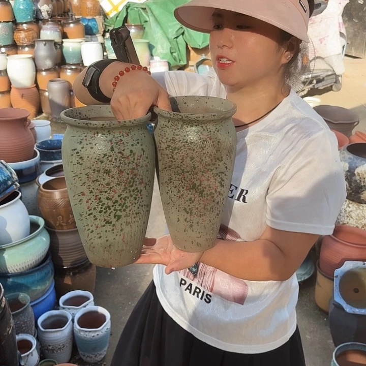 口14高25瑕疵两个盆子。