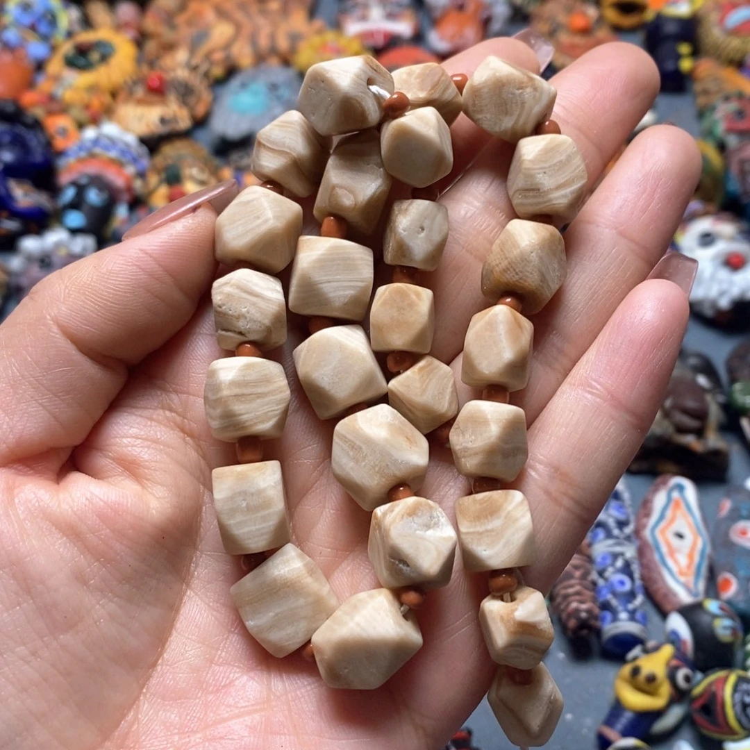 琉璃颈饰印度尼西亚链子