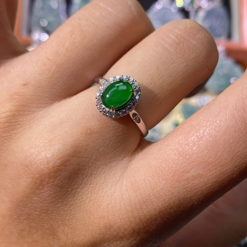 【闪购商品】颈饰银S925镶嵌翡翠