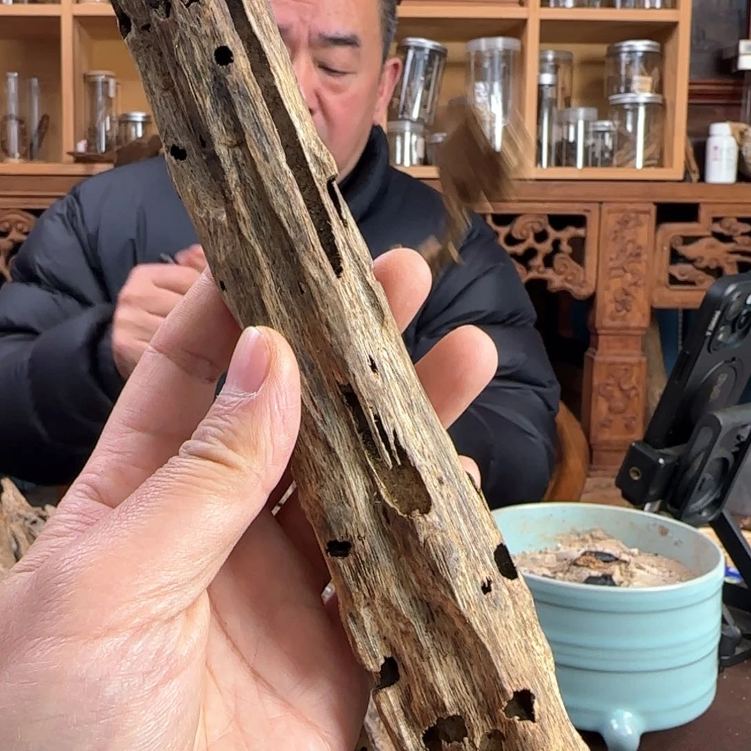 沉香摆件杨*奇楠一代苗白棋54克