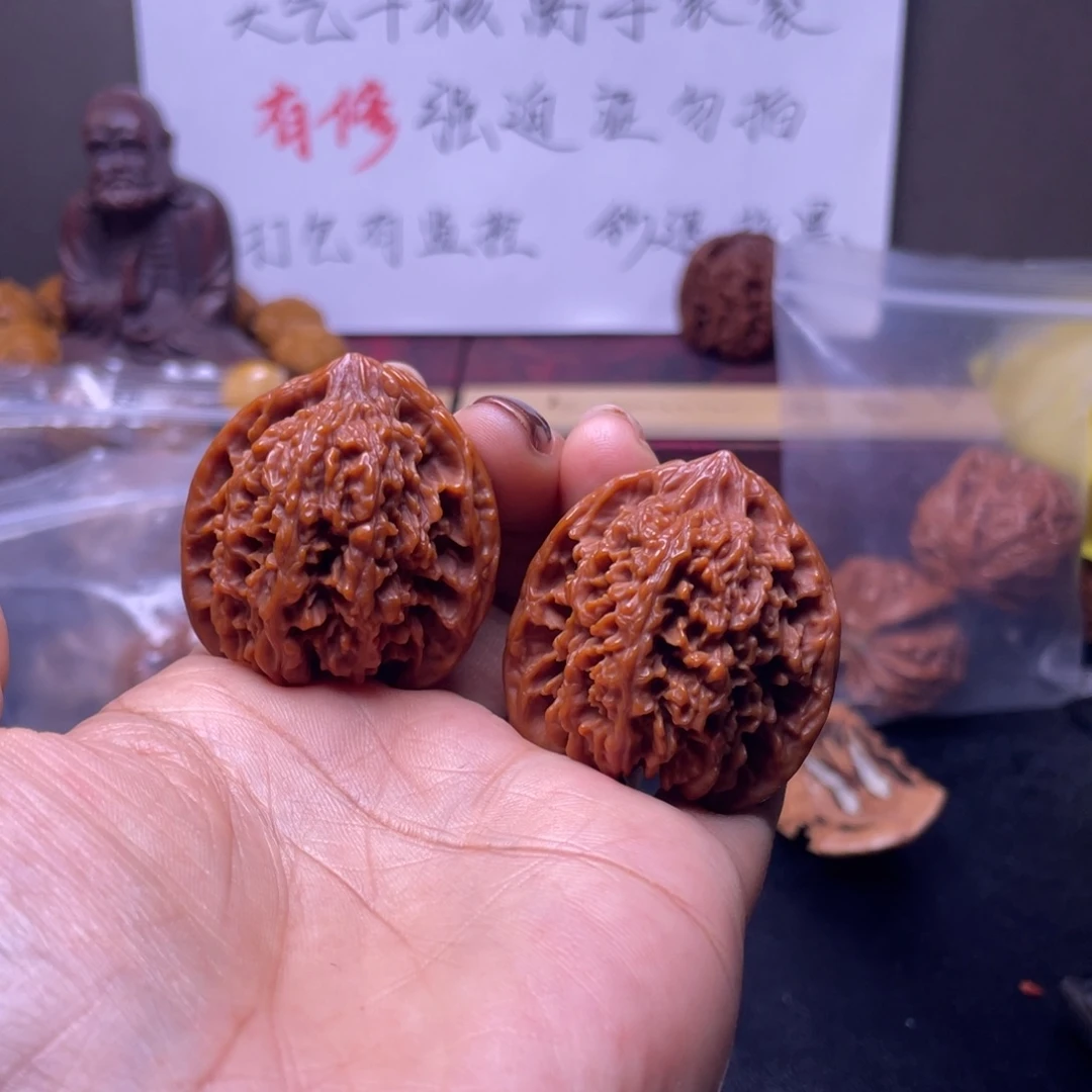 。***哥吊坠桃核漫天星福利福利