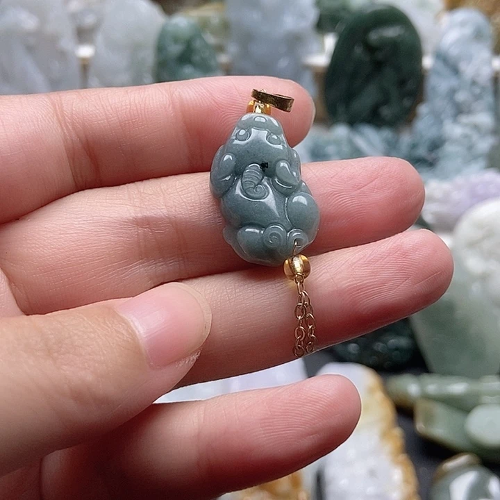 翡翠未镶嵌颈饰翡翠^_^